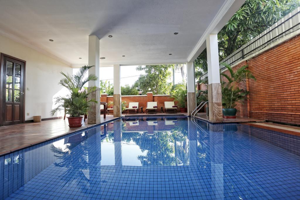 Shadow Angkor Villa Siem Reap Bagian luar foto