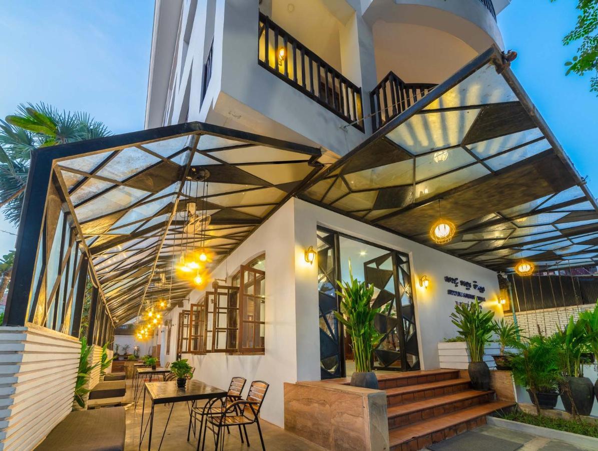 Shadow Angkor Villa Siem Reap Bagian luar foto