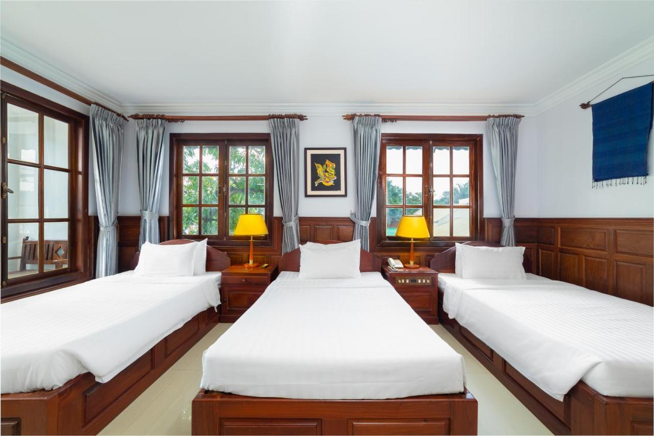 Shadow Angkor Villa Siem Reap Bagian luar foto